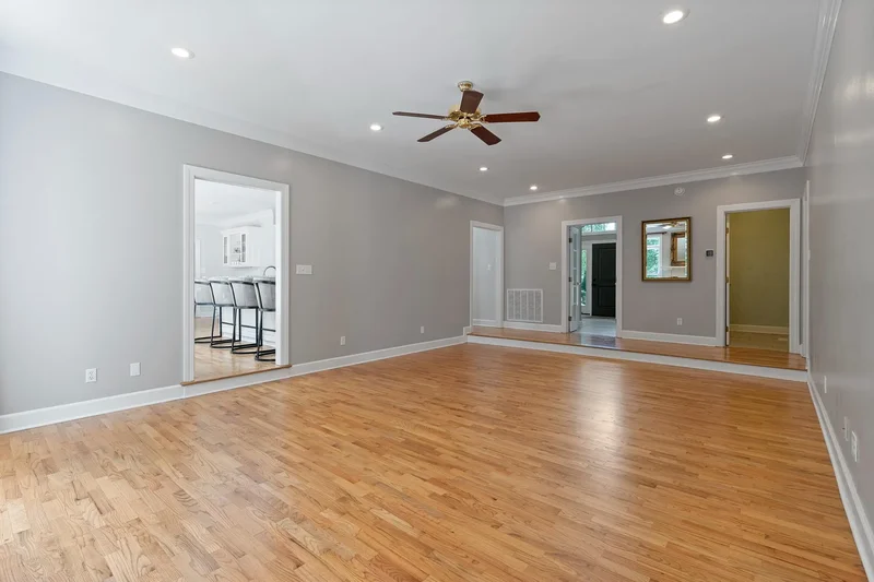 404 Ferncrest Street SW , Hartselle, AL 35640, Hartselle, Alabama, United States. - Photo 6