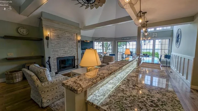 4290 Marin Boulevard B, #B, Port Clinton, OH, 43452, USA, Port Clinton, Ohio, United States. - Photo 18