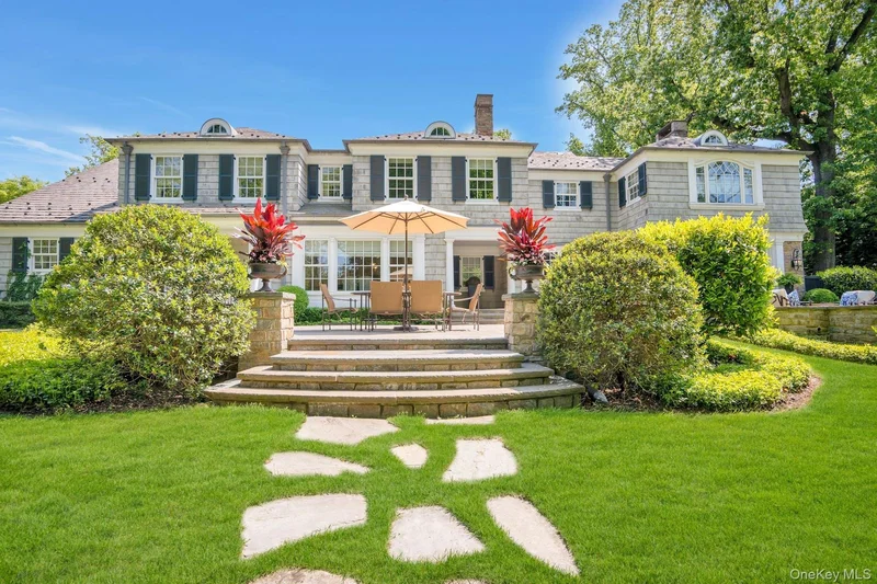 191 Elderfields Road, Manhasset, NY 11030, Manhasset, New York, United States. - Photo 20