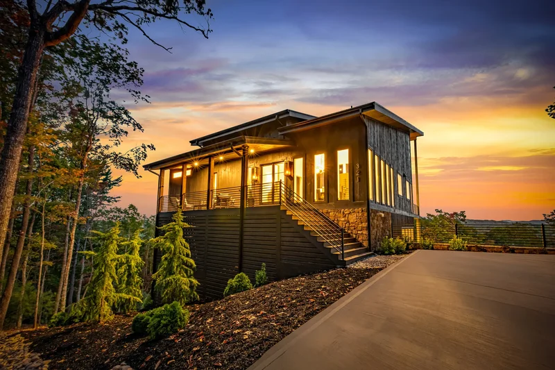 Rare Luxury Retreat In The Coveted Aska Adventure Area