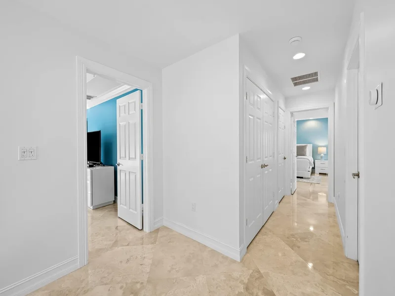 810 SE 5th Ct, Fort Lauderdale, Florida, United States. - Photo 25