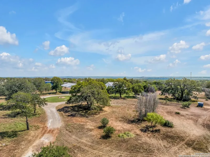 187 Morris Tivydale Rd, Fredericksburg, TX, 78624, USA, Fredericksburg, Texas, United States. - Photo 25