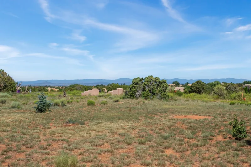 21 Cagua Road, Santa Fe, NM 87508, Santa Fe, New Mexico, United States. - Photo 36