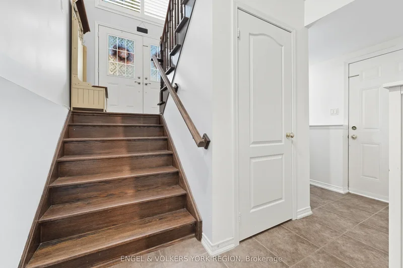 23 Weir Street, Bradford West Gwillimbury, Ontario, Canada. - Photo 34