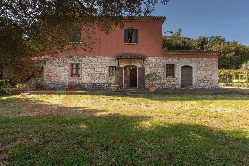Farmhouse for sale in Roccasecca