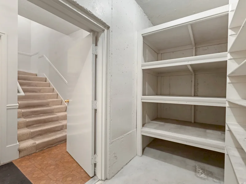 8585 S MT MAJESTIC RD E, Sandy, Utah, United States. - Photo 47