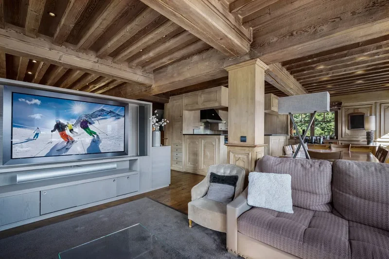 Authenticity, comfort and panoramic views in the heart of the Alps