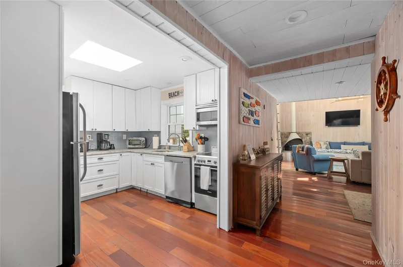 20 Seneca Street, Fire Island, New York, United States. - Photo 6