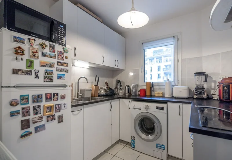 Courbevoie, Île-de-France, France. - Photo 6