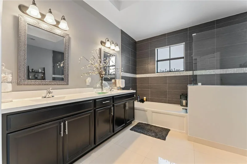 14856 SW 27th Ter, West Miami, Florida, United States. - Photo 36