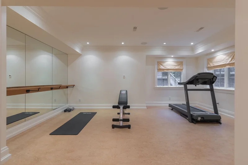 1081 Argyle Dr, Oakville, ON L6J 1A9, Canada, Oakville, Ontario, Canada. - Photo 45