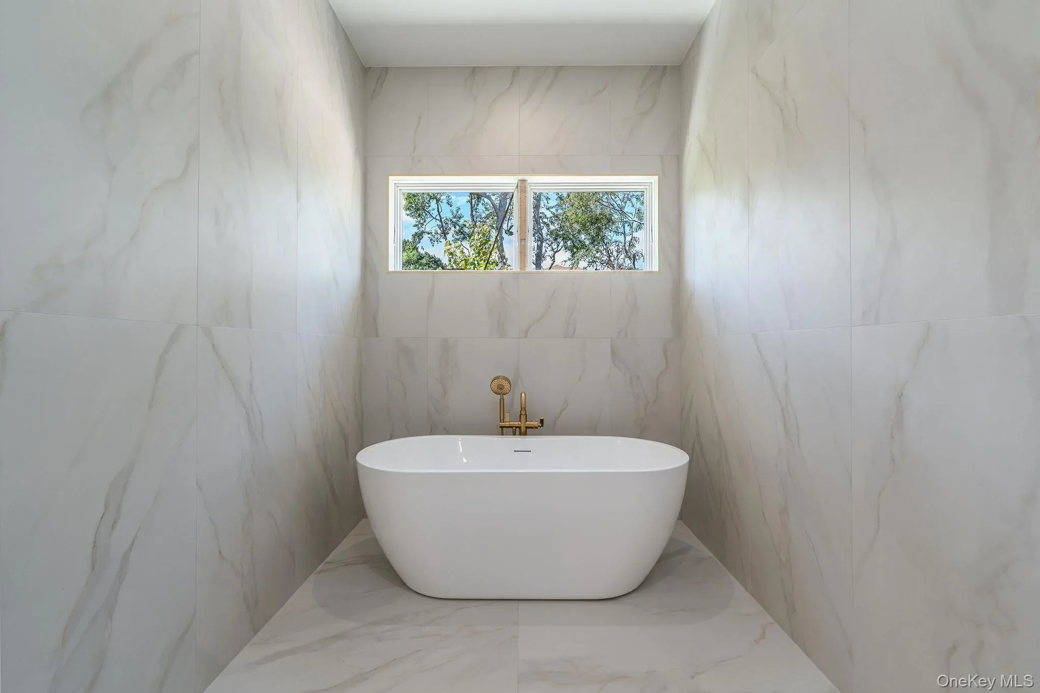 1955 Laurel Avenue, Southold, New York, United States. - Photo 20