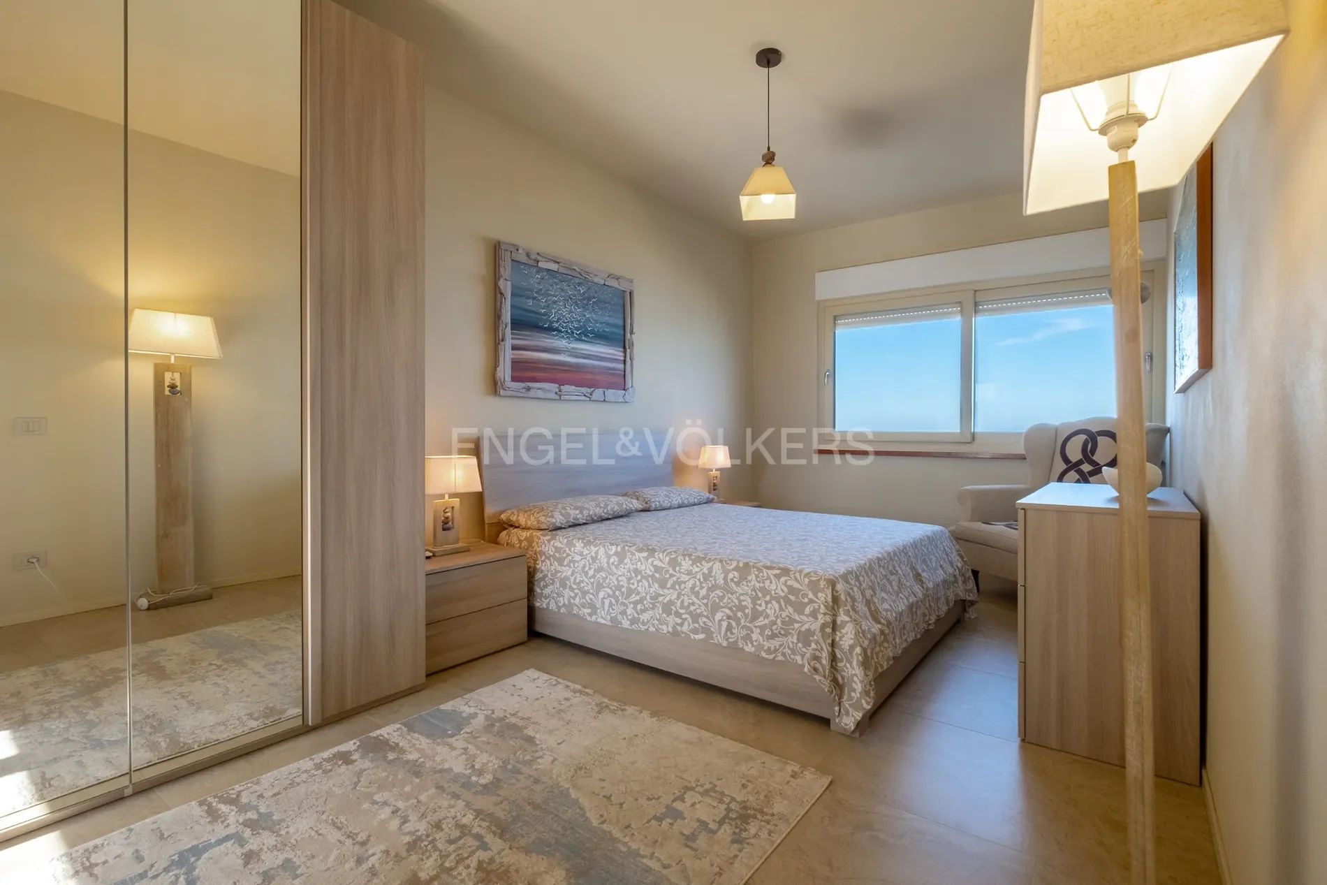 Gallery photo 12
