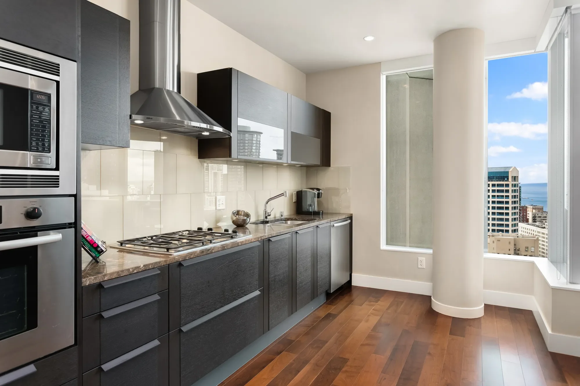 737 Olive Wy Unit #2709 , Seattle, WA 98101, Seattle, Washington, United States. - Photo 5