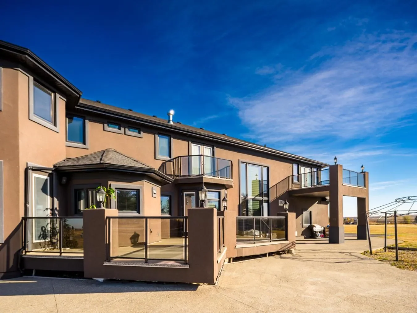 33009 Mountain Glen View, Cochrane, Alberta, Canada. - Photo 10