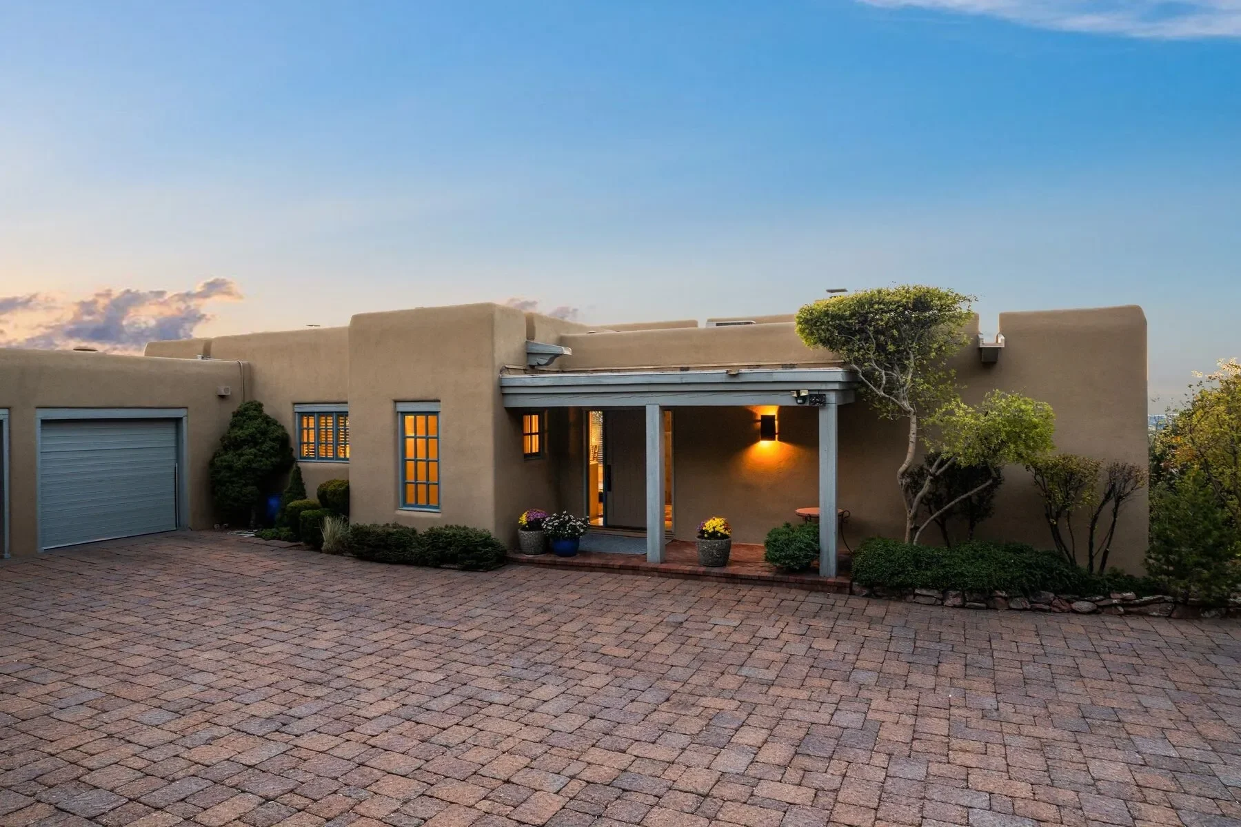 1420 Canada Del Sur, Santa Fe, NM 87501, Santa Fe, New Mexico, United States. - Photo 52