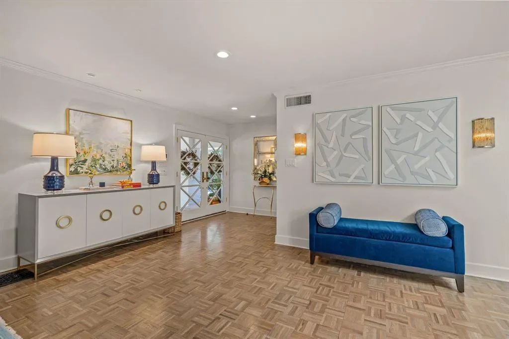 Gallery photo 6