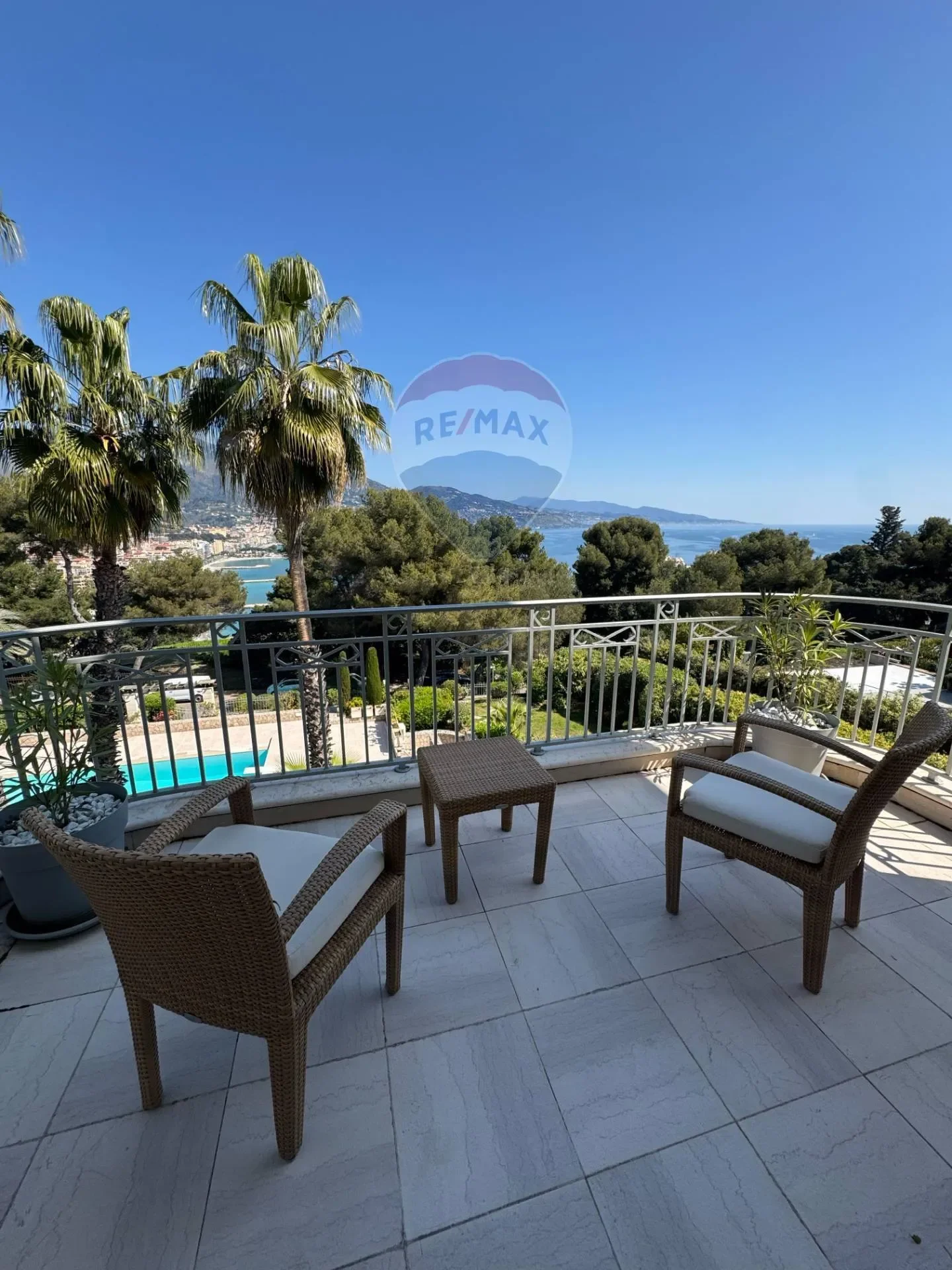allee Monte Cristo 7, Roquebrune-Cap-Martin, Provence-Alpes-Côte d'Azur, France. - Photo 9