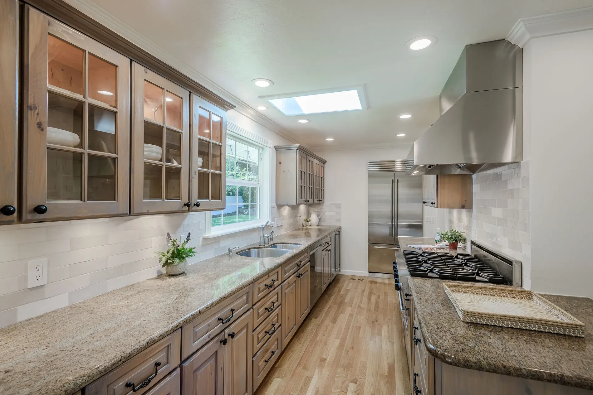 1597 Edgewood Drive , Palo Alto, CA 94303, East Palo Alto, California, United States. - Photo 13