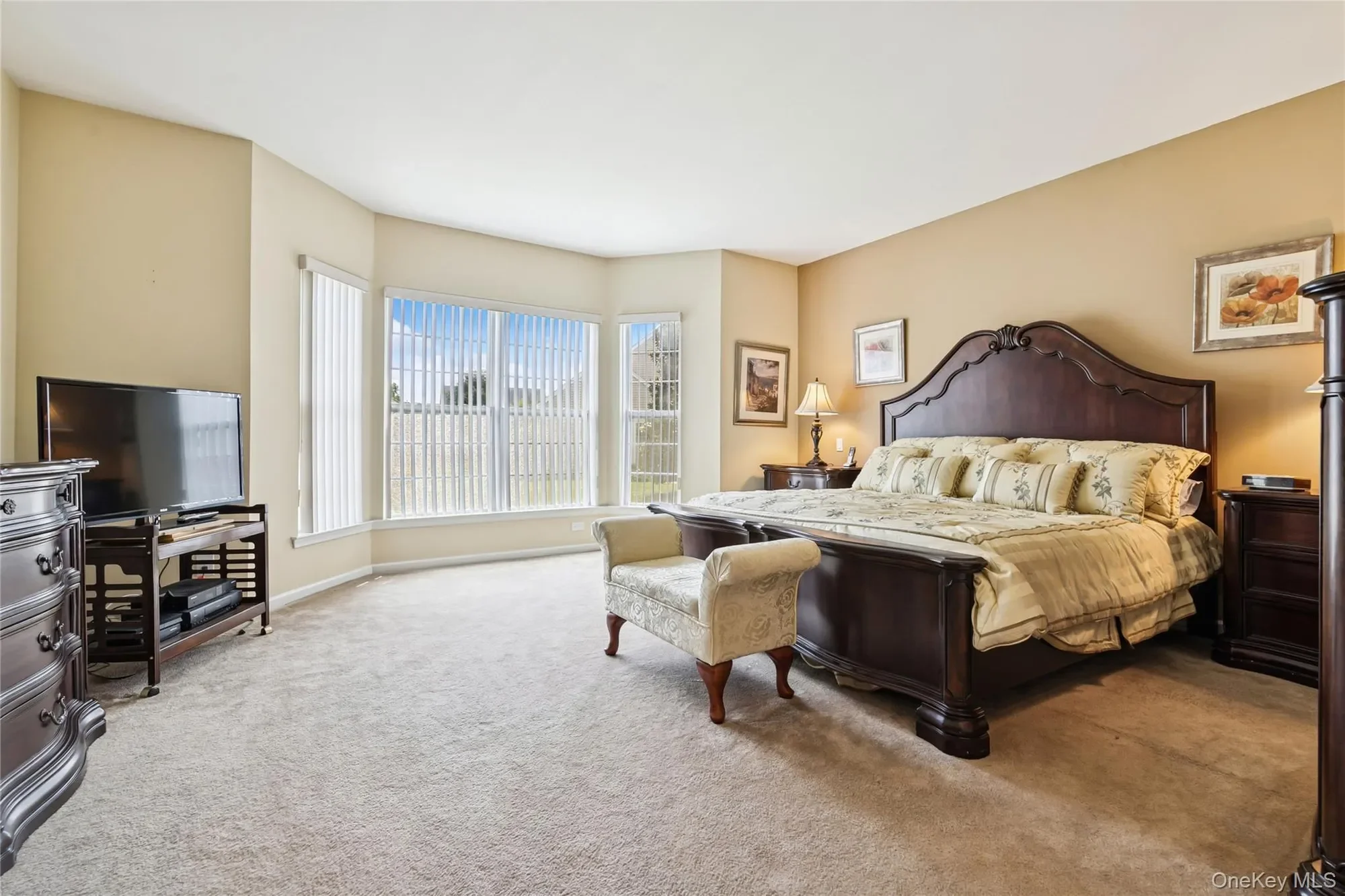 109 Louden Loop, Mount Sinai, New York, United States. - Photo 19
