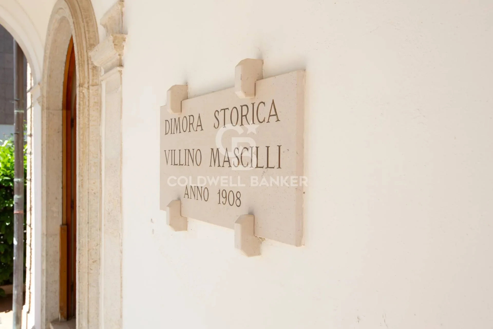 via IV novembre 22, Campobasso, Molise, Italy. - Photo 68
