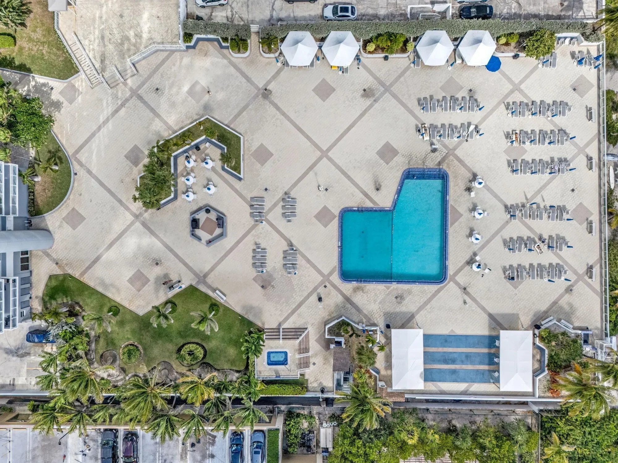2030 S Ocean Drive, Hallandale Beach, Florida, United States. - Photo 4