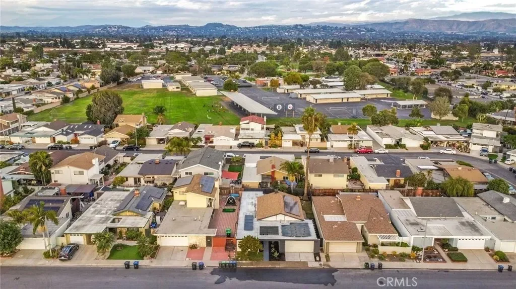 1381 Penrith, Tustin, California, United States. - Photo 56