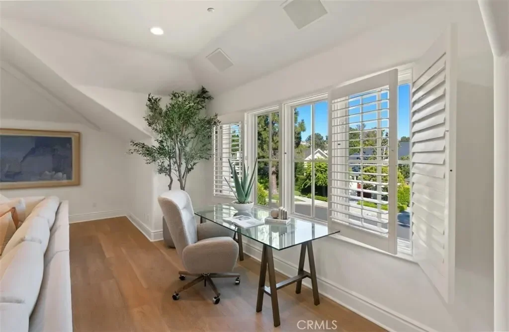 15 Cypress Point Lane, Newport Beach, California, United States. - Photo 38