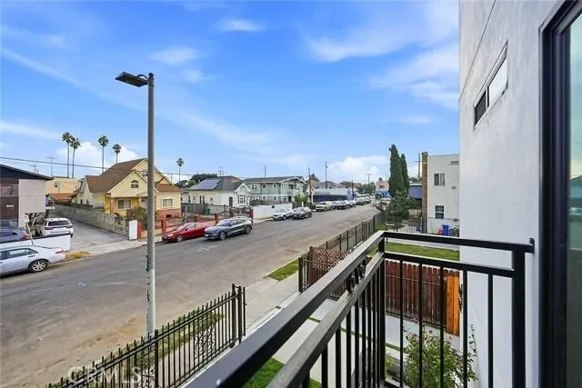300 E 25th, Los Angeles, CA 90011, Los Angeles, California, United States. - Photo 9