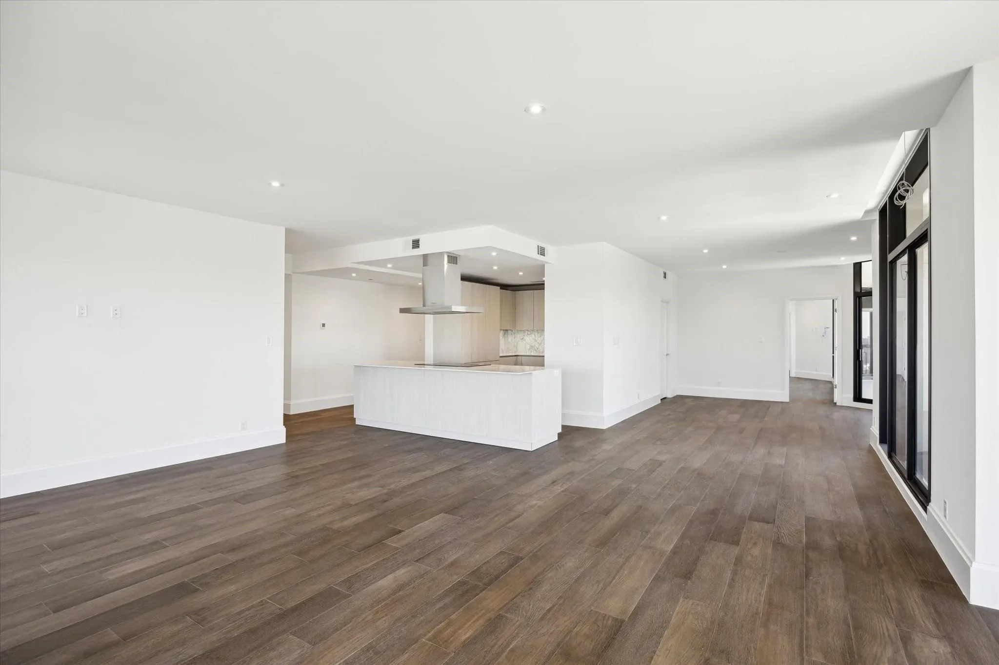 1701 Hermann Drive Drive 27CE, Houston, Texas, United States. - Photo 17