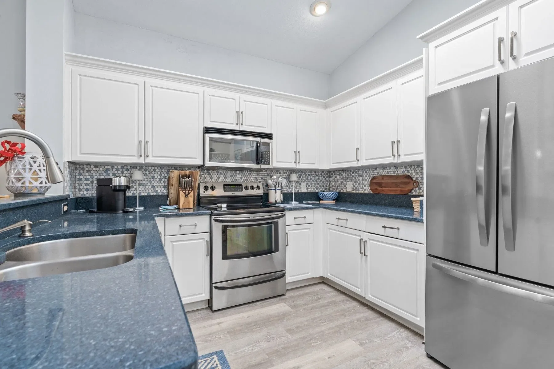 294 S Peppertree Drive , Indian River Shores, FL 32963, Vero Beach, Florida, United States. - Photo 16