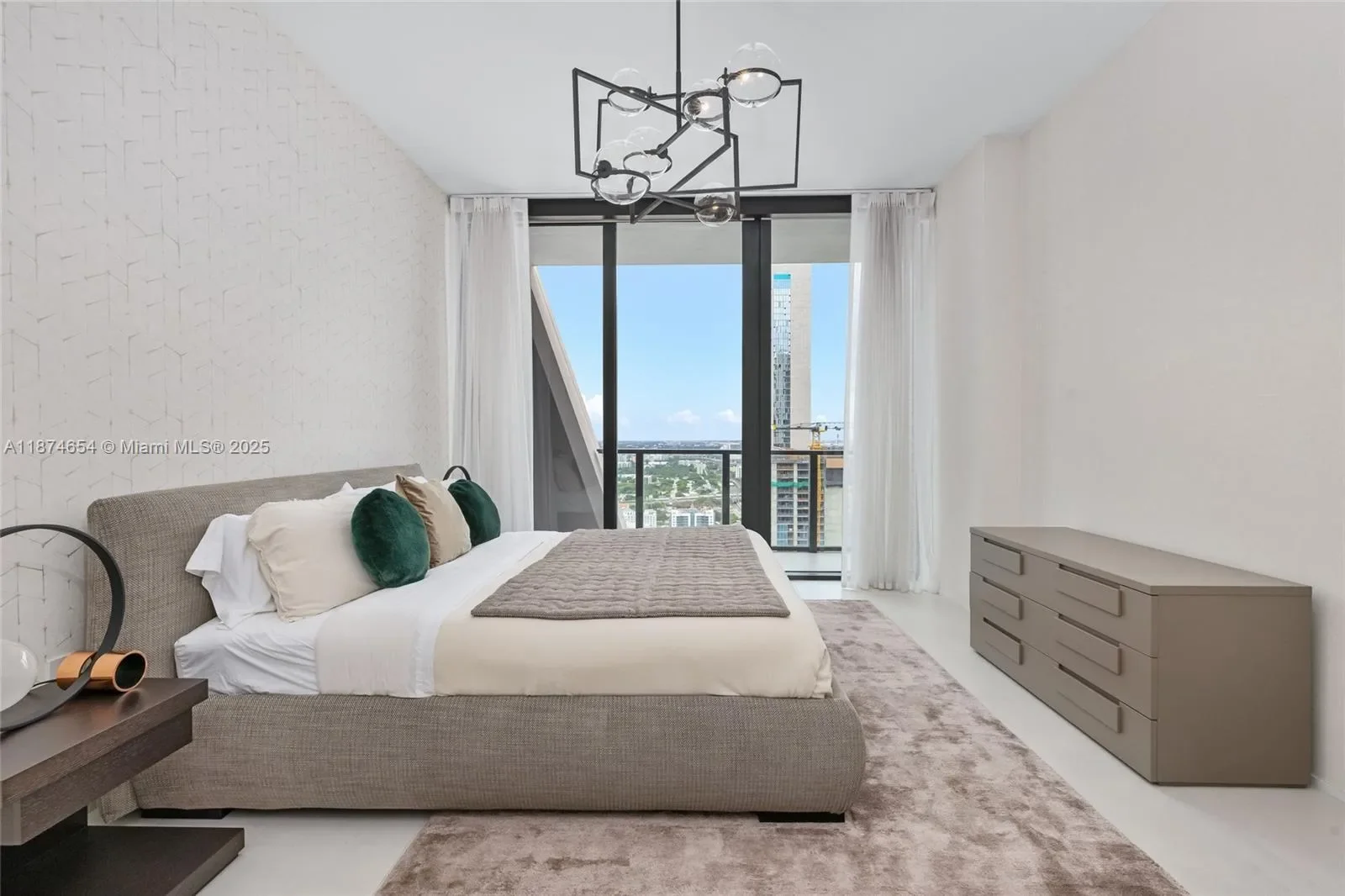 1000 Biscayne Blvd 3801, Miami, Florida, United States. - Photo 19