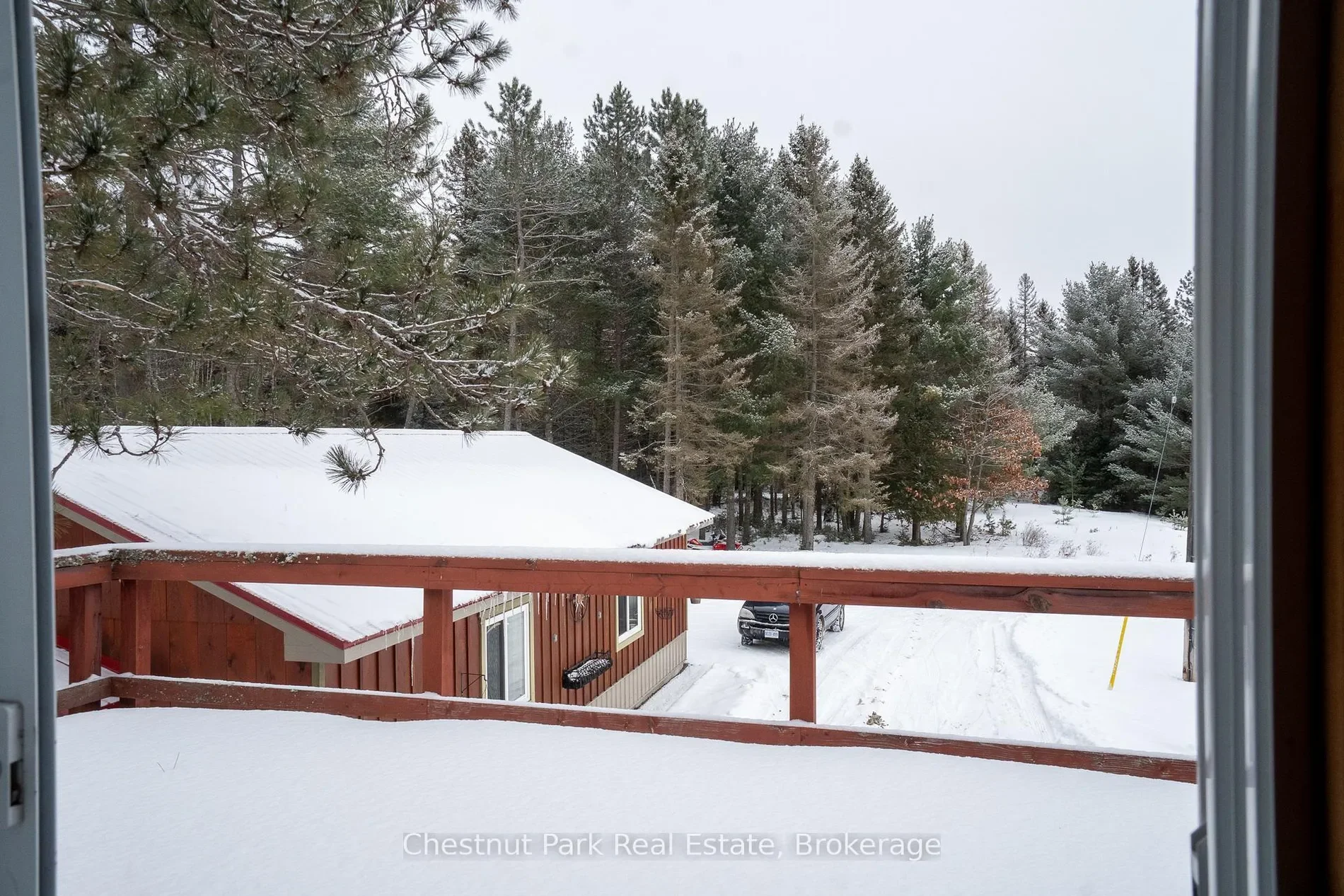 Exterior photo 8