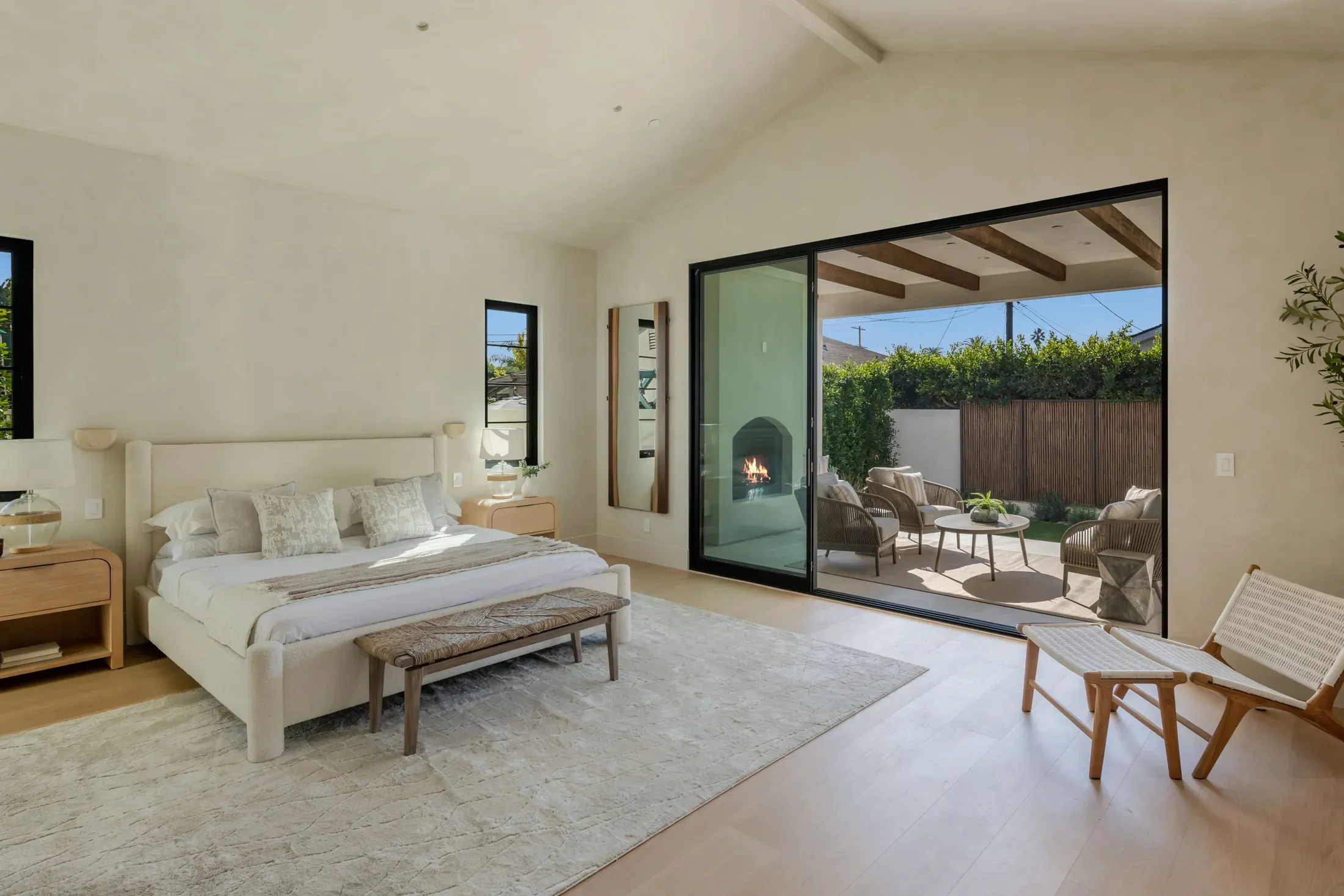 4029 East Boulevard , Los Angeles, CA 90066, Los Angeles, California, United States. - Photo 25