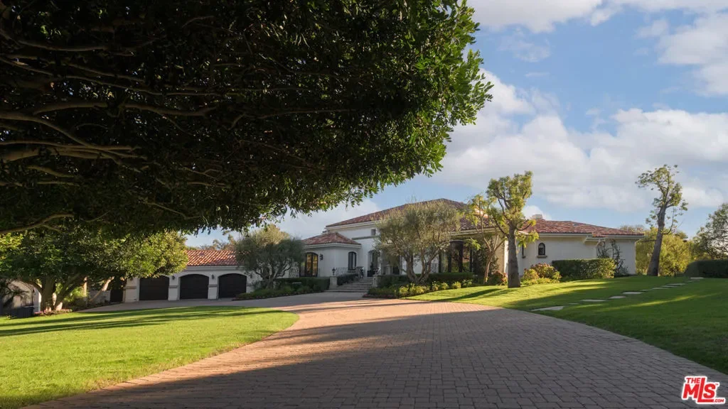 6110 Merritt Drive, Malibu, California, United States. - Photo 5