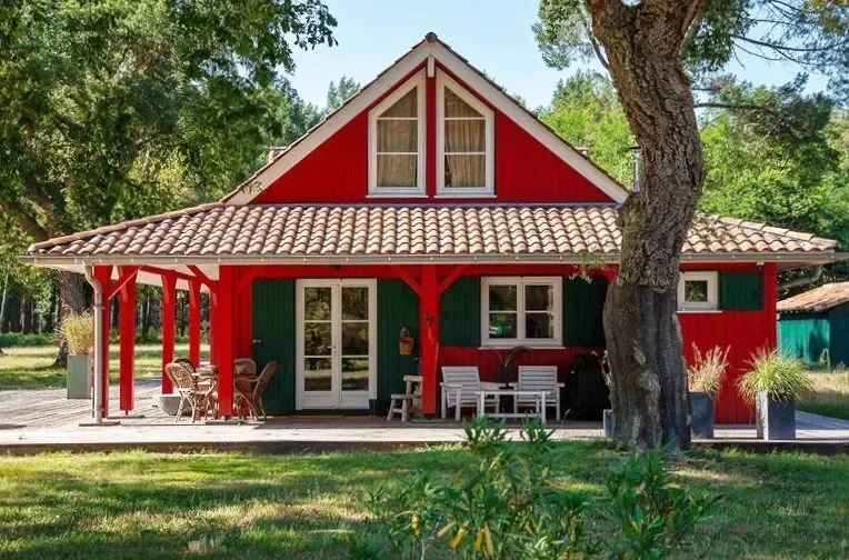 Exterior photo 4