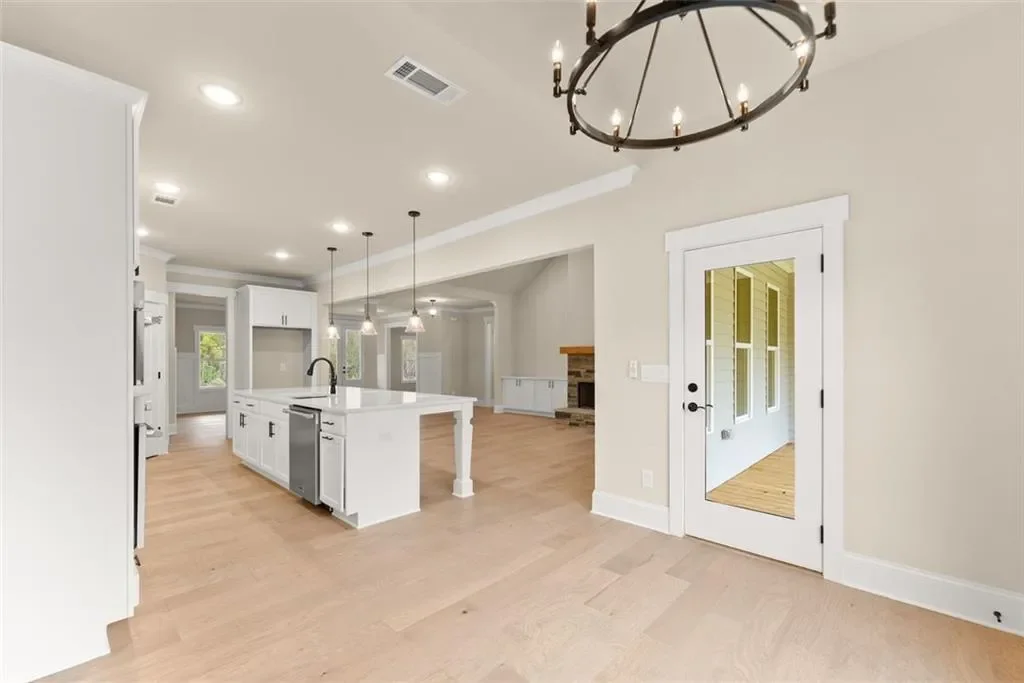 5416 Oak Manor Way, Murrayville, Georgia, United States. - Photo 13