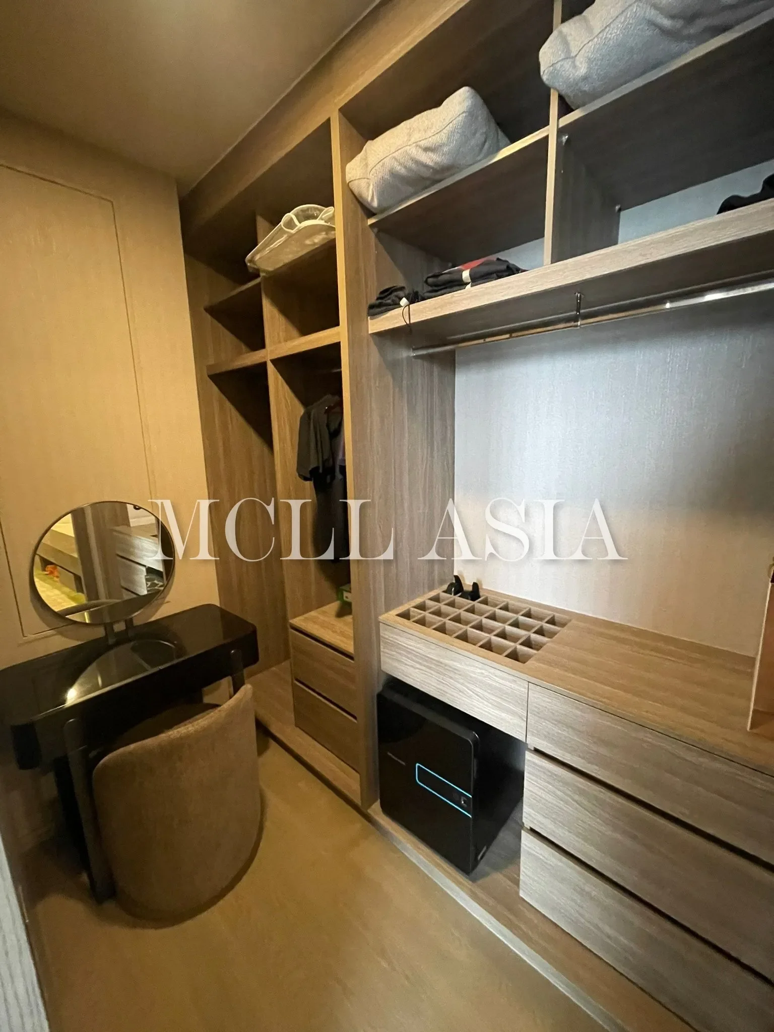 Gallery photo 6