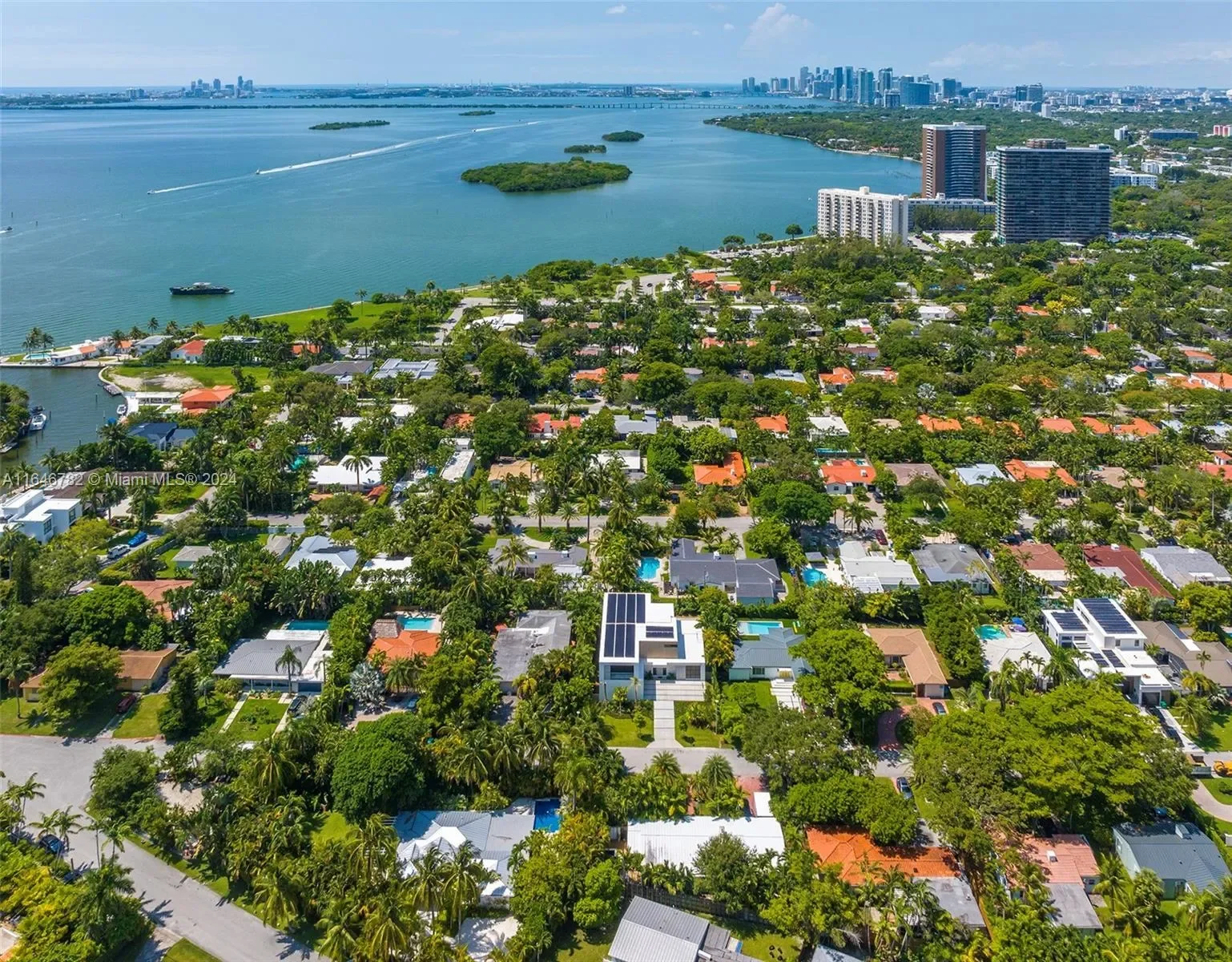 930 NE 74th St, Miami, Florida, United States. - Photo 36