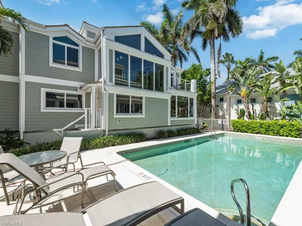 640 2nd ST, #2, Naples, FL, 34102, USA, Naples, Florida, United States. - Photo 1
