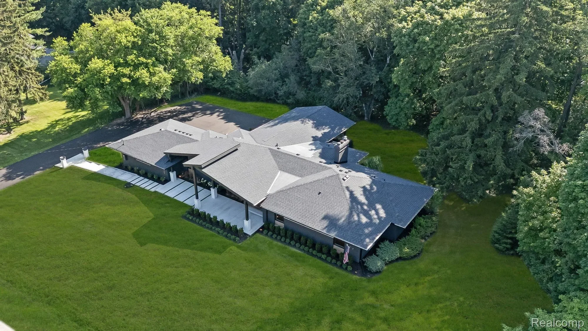 3539 Walbri Dr., Bloomfield Hills, MI 48304, Bloomfield Hills, Michigan, United States. - Photo 19