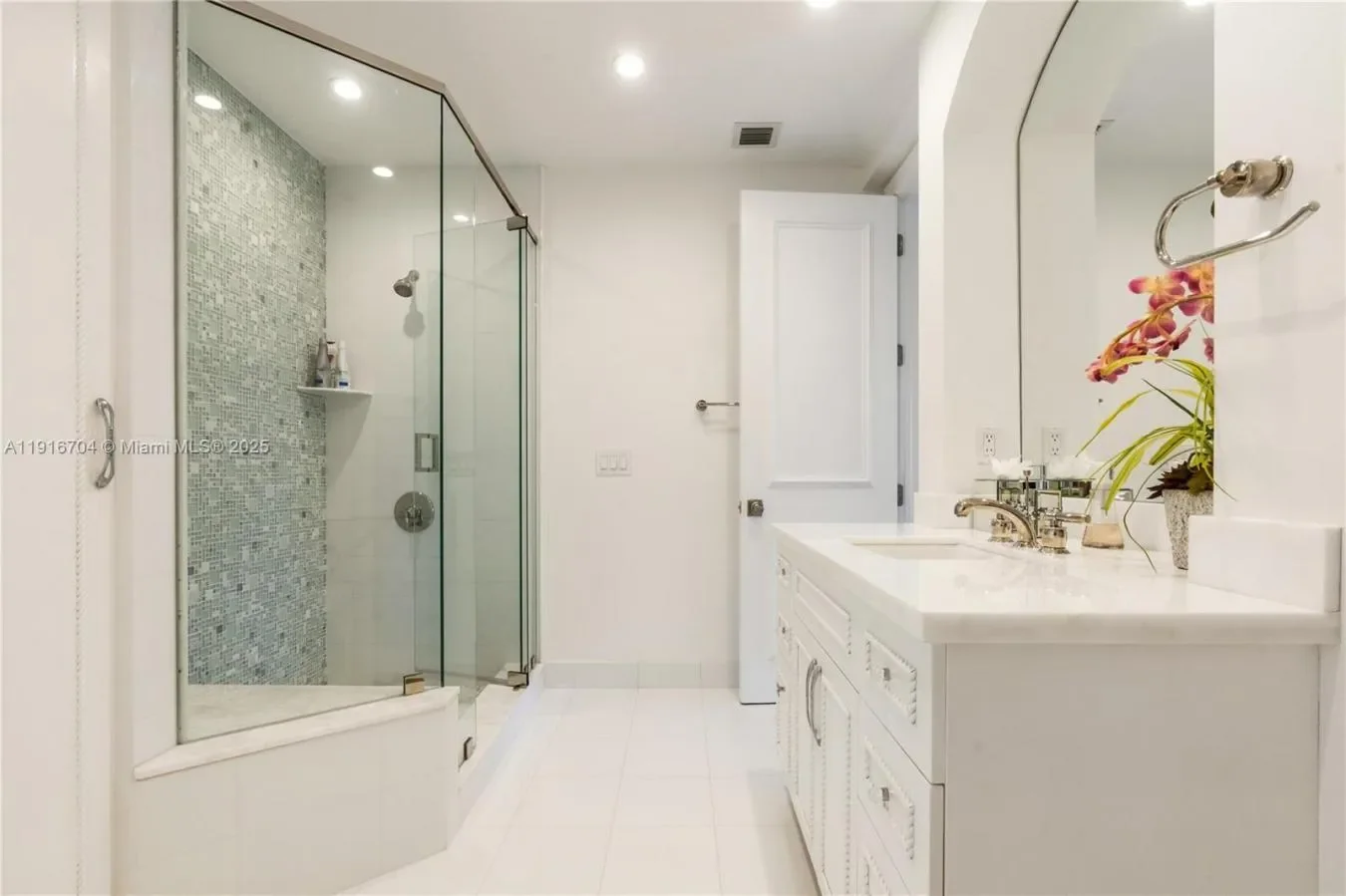 2100 N Ocean Boulevard 30A, Wilton Manors, Florida, United States. - Photo 11