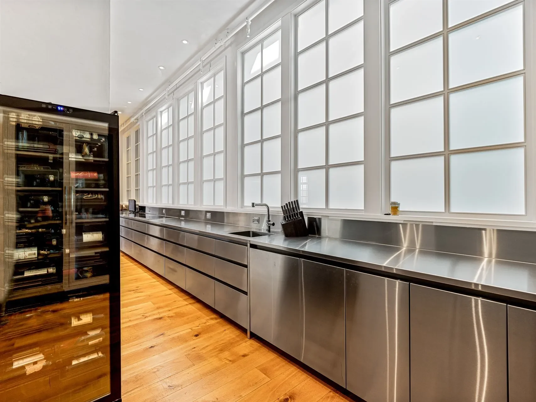 75 Broadway, #301, Asheville, NC, 28801, USA, Asheville, North Carolina, United States. - Photo 14