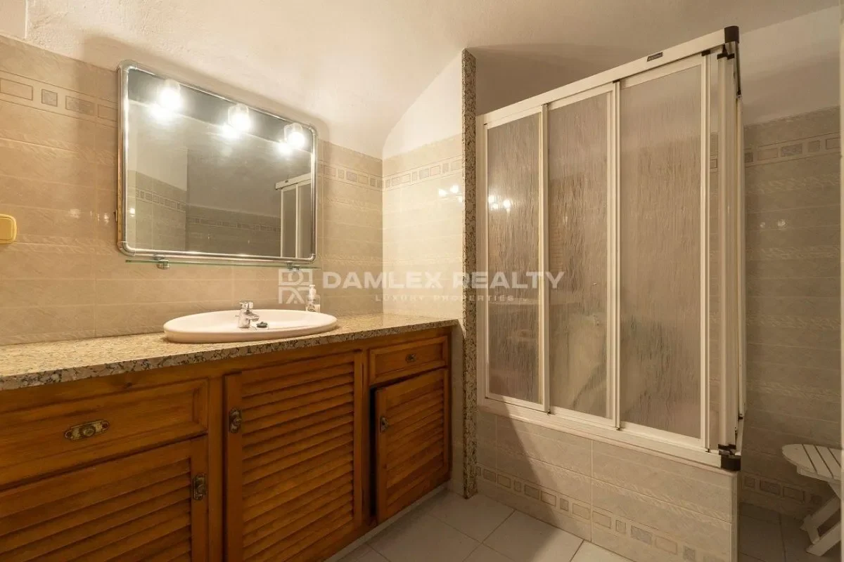 Gallery photo 6