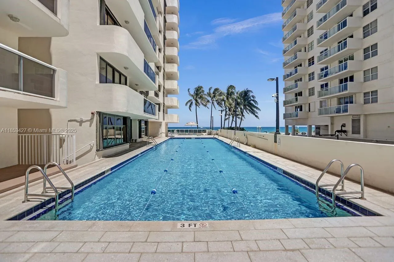 5757 Collins Ave 1605, Miami Beach, Florida, United States. - Photo 23