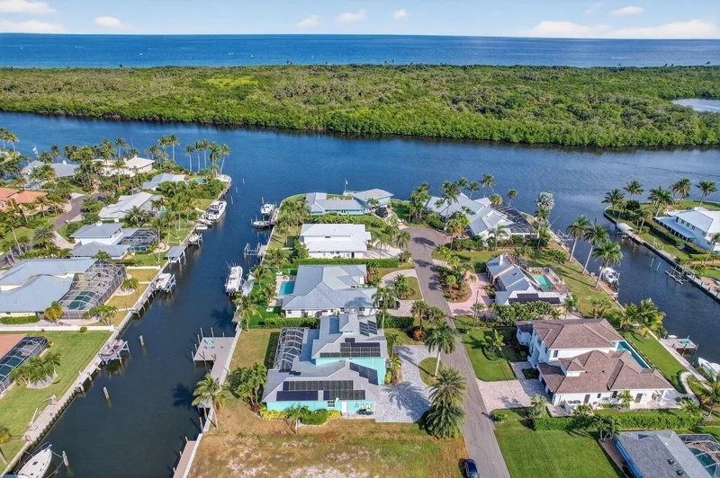 8551 SE Driftwood Street, Hobe Sound, FL, 33455, USA, Hobe Sound, Florida, United States. - Photo 45