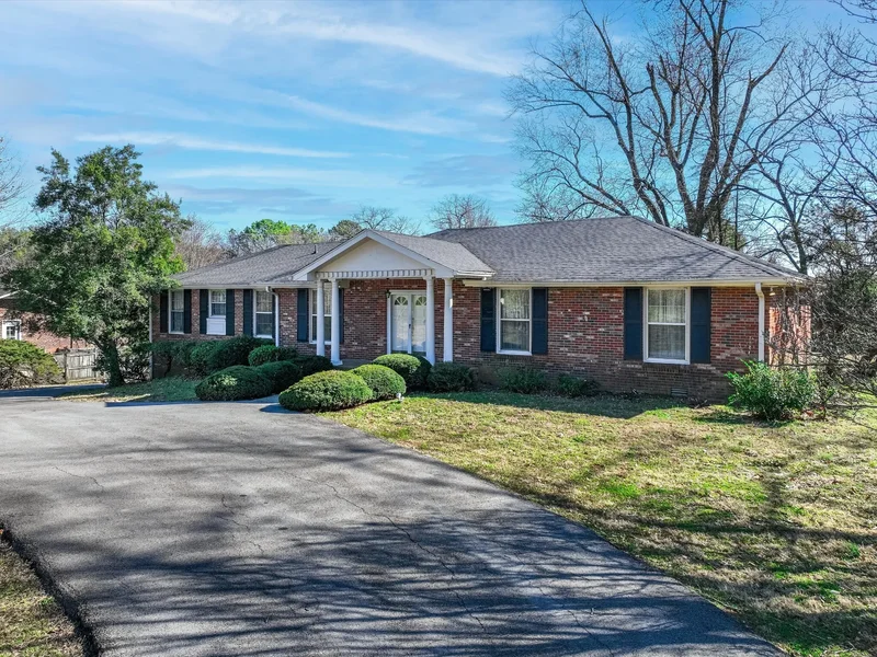 7015 Wilson Pike Cir, Brentwood, TN 37027, Nashville, Tennessee, United States. - Photo 4