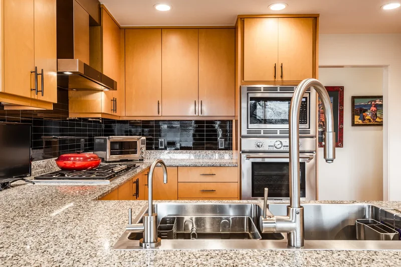724 E Capitol Boulevard, Salt Lake City, UT 84103, Salt Lake City, Utah, United States. - Photo 8