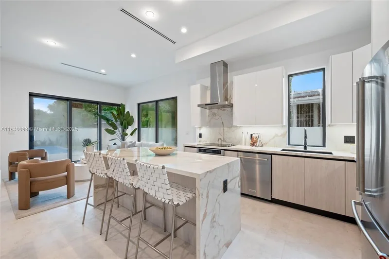 2937 SW 21st ST, Miami, Florida, United States. - Photo 8