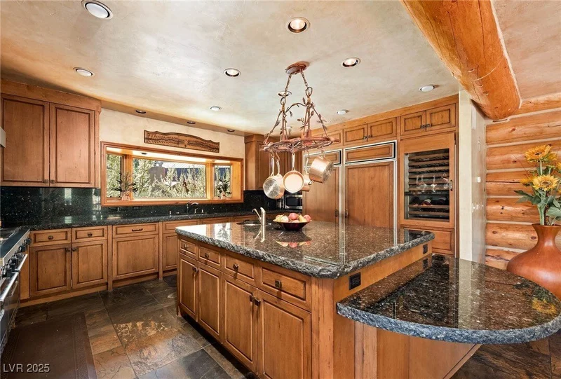 276 Seven Dwarfs Road, Mount Charleston, Nevada, United States. - Photo 8